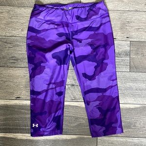 Under armour purple army print capri leggings